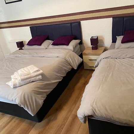 Park View Hotel And Guest House St Helens  Bagian luar foto