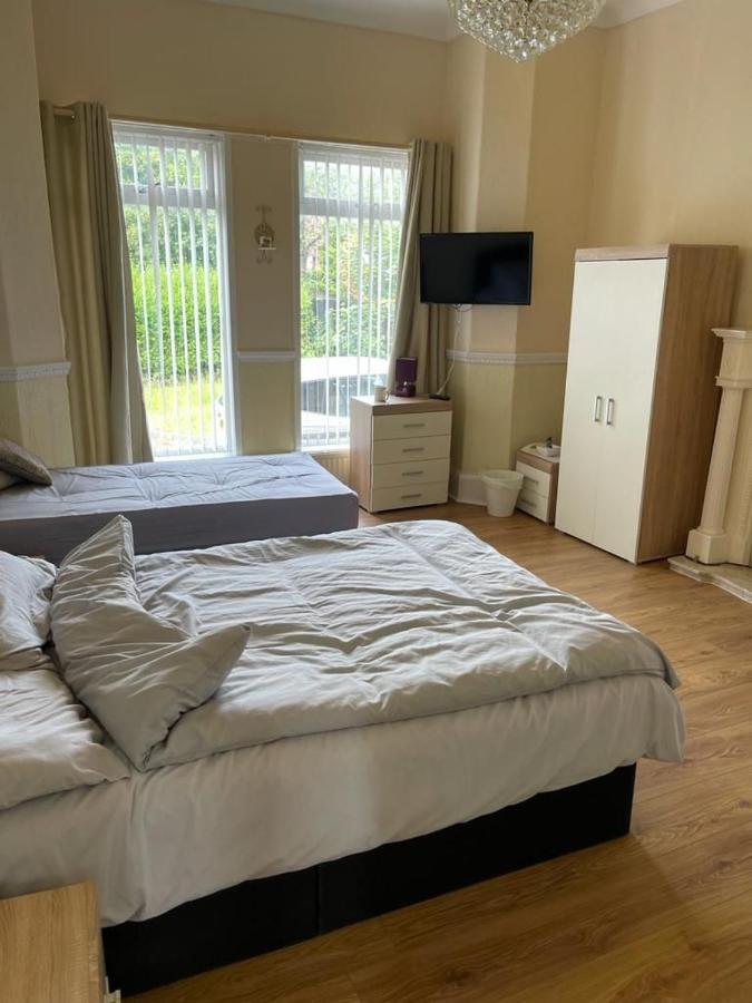 Park View Hotel And Guest House St Helens  Bagian luar foto