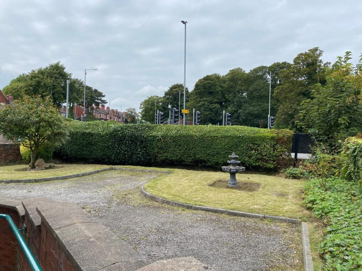 Park View Hotel And Guest House St Helens  Bagian luar foto