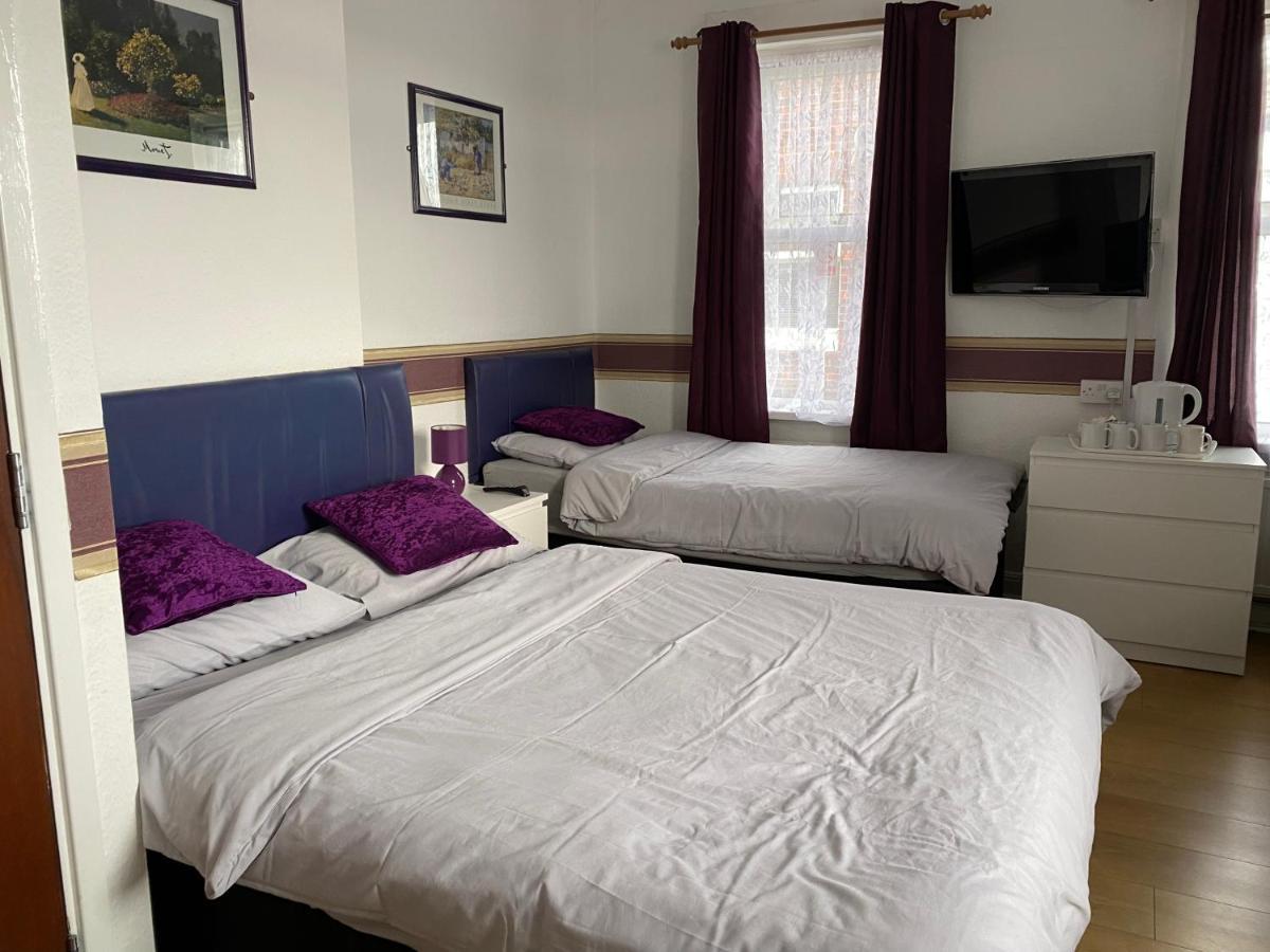 Park View Hotel And Guest House St Helens  Bagian luar foto