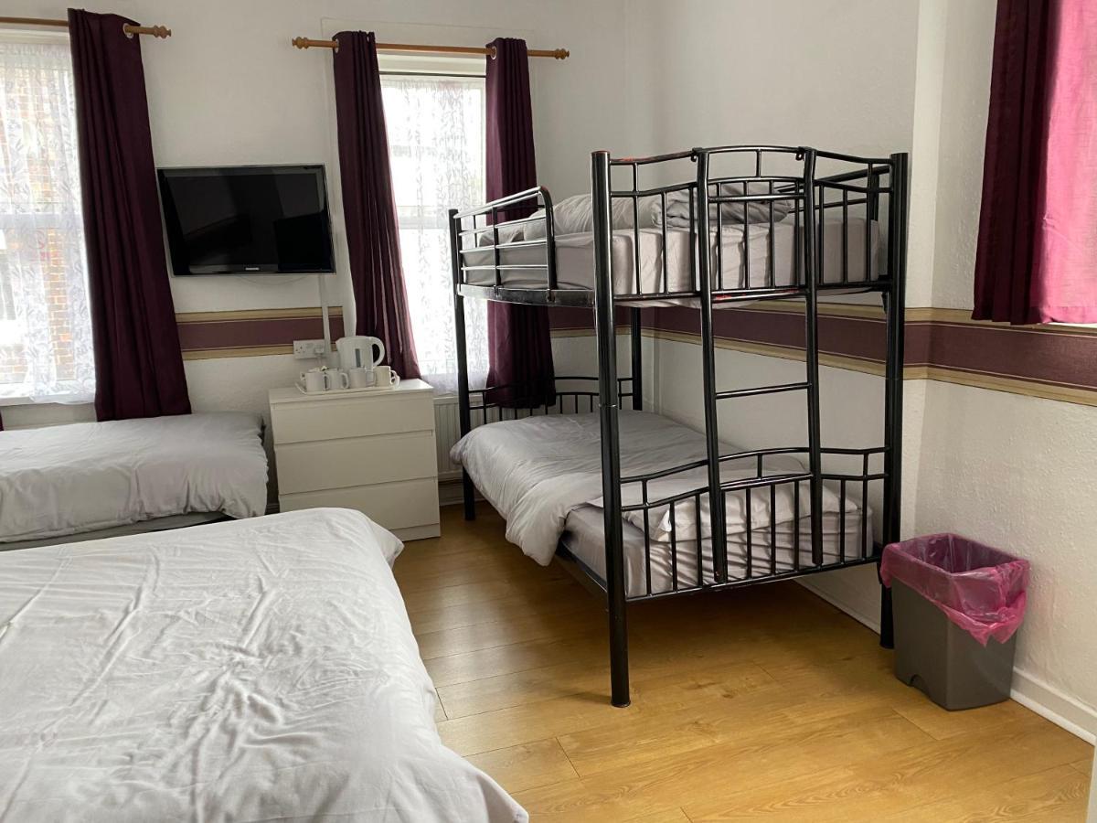 Park View Hotel And Guest House St Helens  Bagian luar foto
