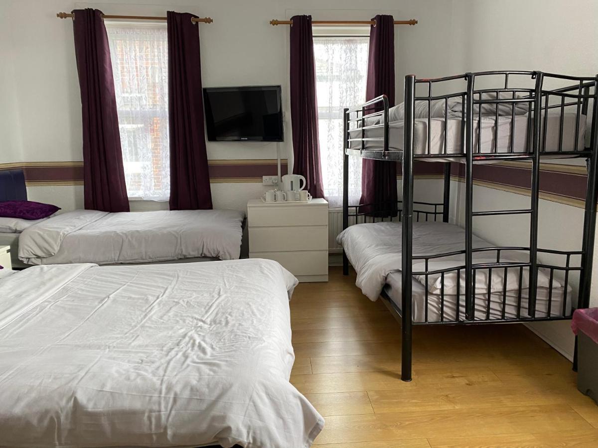 Park View Hotel And Guest House St Helens  Bagian luar foto