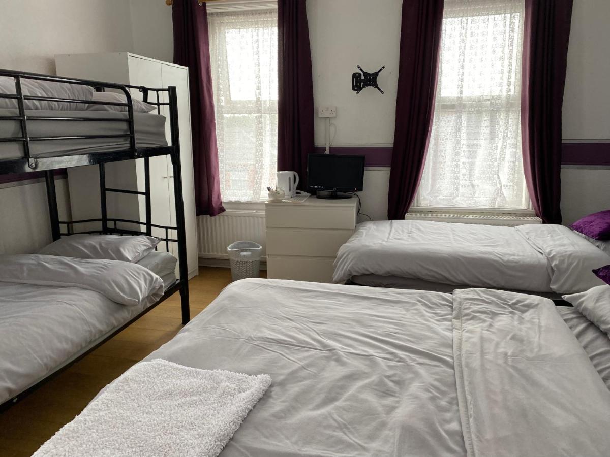 Park View Hotel And Guest House St Helens  Bagian luar foto